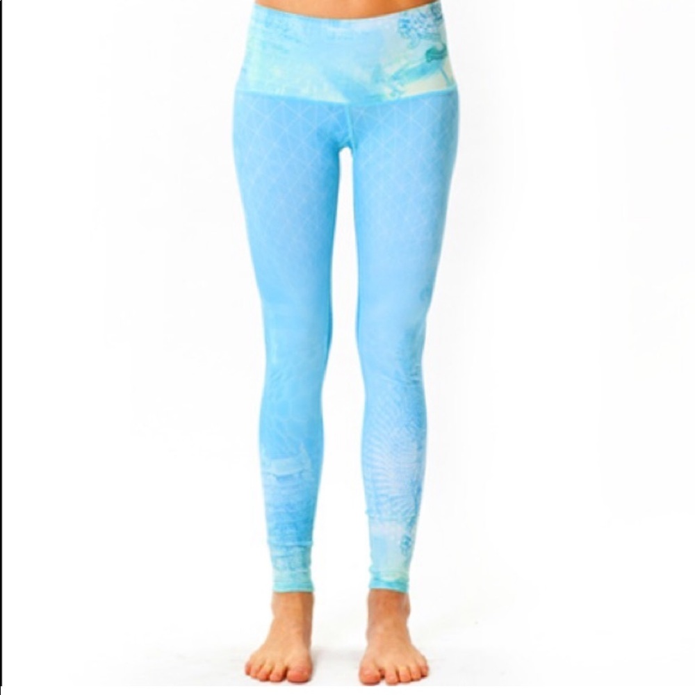 Teeki Blue Leggings with Tapered Ankle Fit